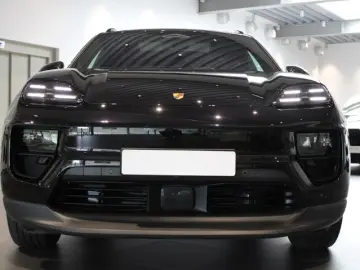 Porsche Macan Electric