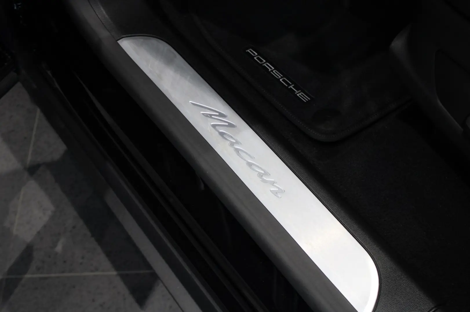 Porsche Macan Electric