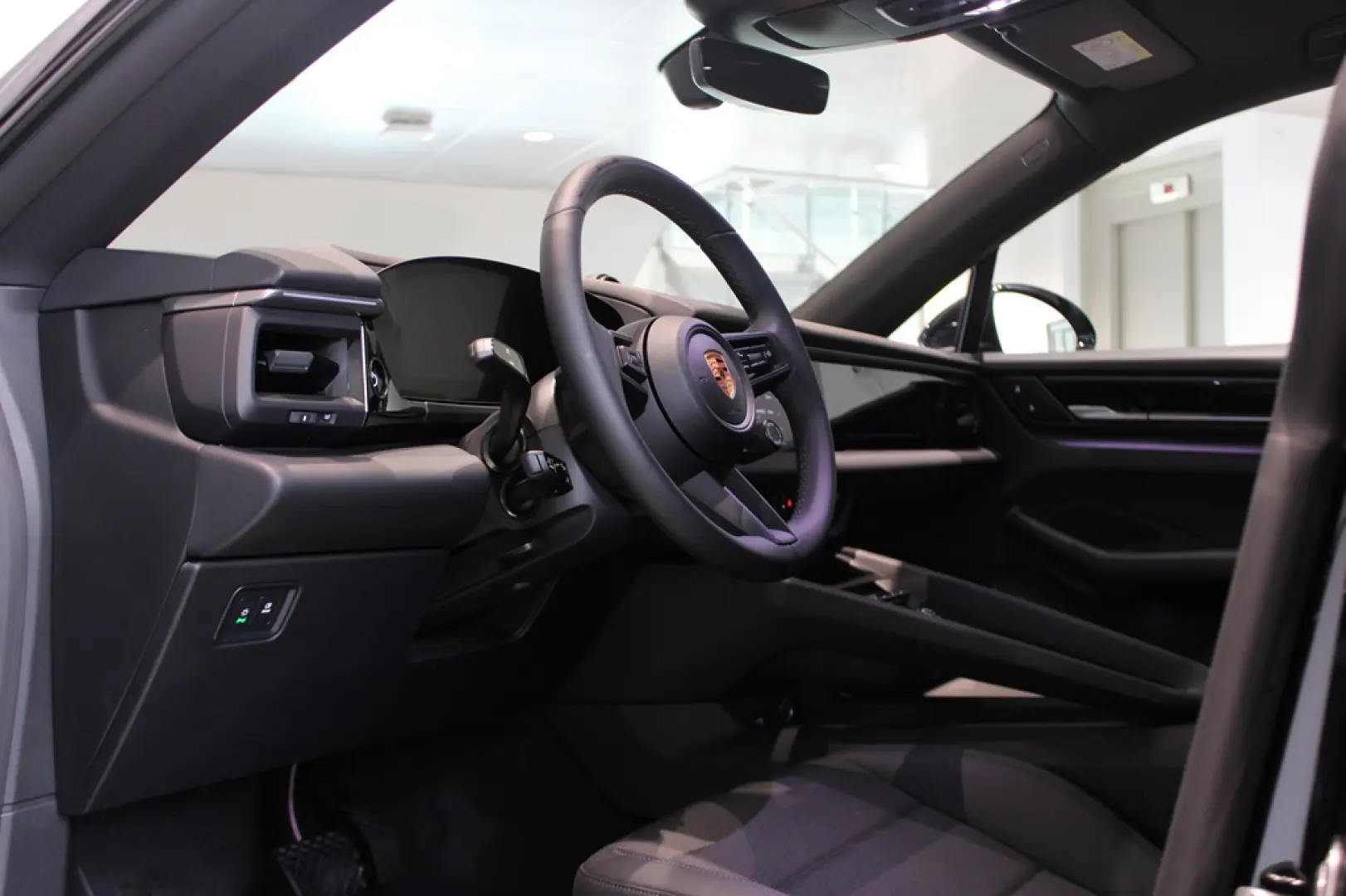 Porsche Macan Electric