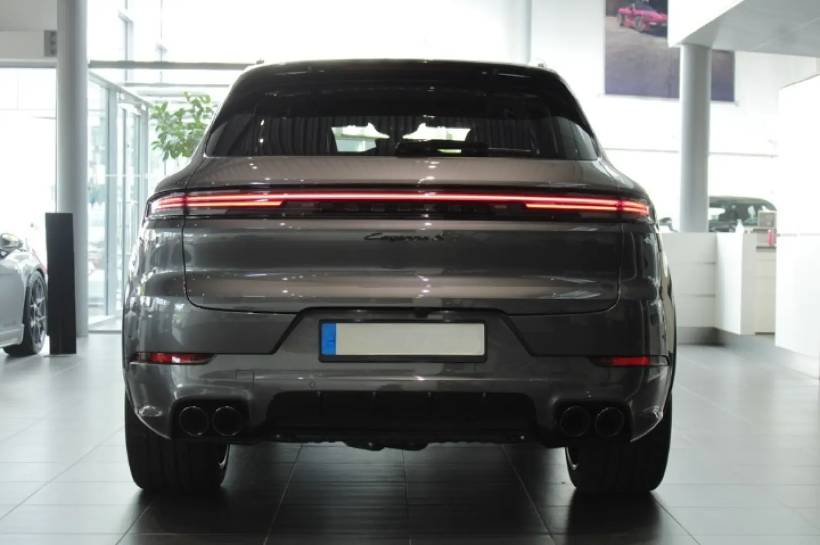 Porsche Cayenne S E-Hybrid