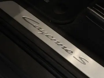 Porsche Cayenne S E-Hybrid