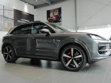 Porsche Cayenne S E-Hybrid