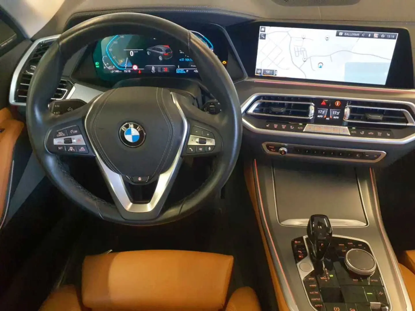 X5 xDrive45e xLine HuD AHK H&K Leder