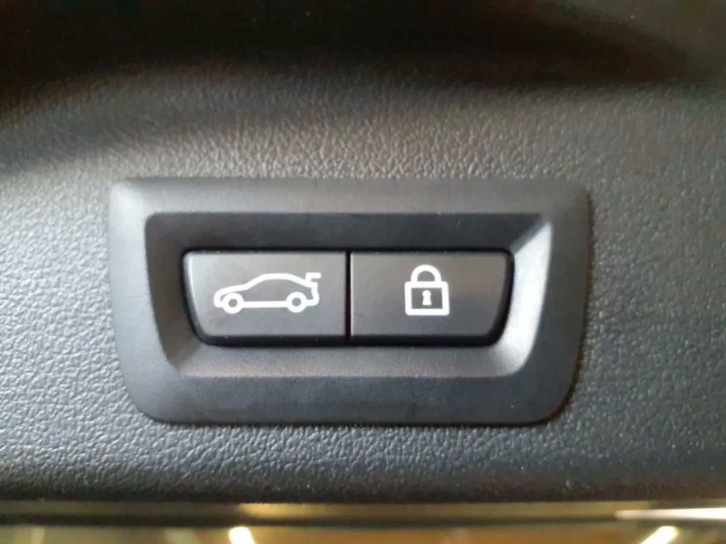X5 xDrive45e M-SPORT NAVI LED PDC KAM