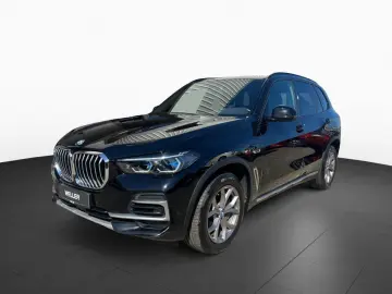 X5 xDrive 45e xLine Laser Sky Lounge DrAs 2-Achs