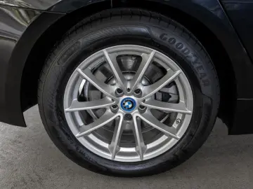 530e xDrive FACEL. HUD LED ACC W-LAN NAVI KAMERA