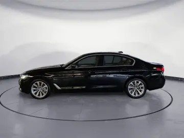 530e xDrive Aut. Innovationspaket Head-Up Laser