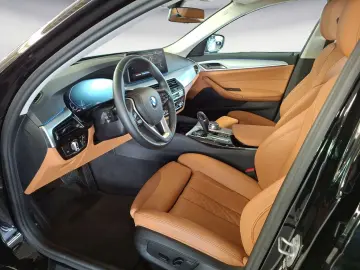 530e xDrive Aut. Innovationspaket Head-Up Laser