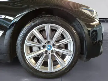 530e xDrive Aut. Innovationspaket Head-Up Laser