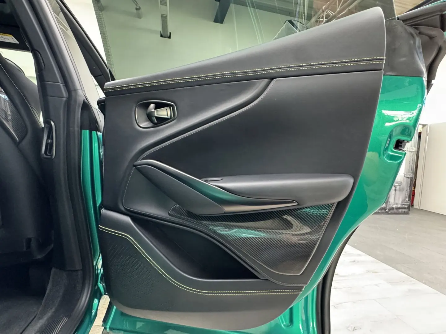DBX 707 Q/AMR Edition 23Zoll AM Wings UPE305
