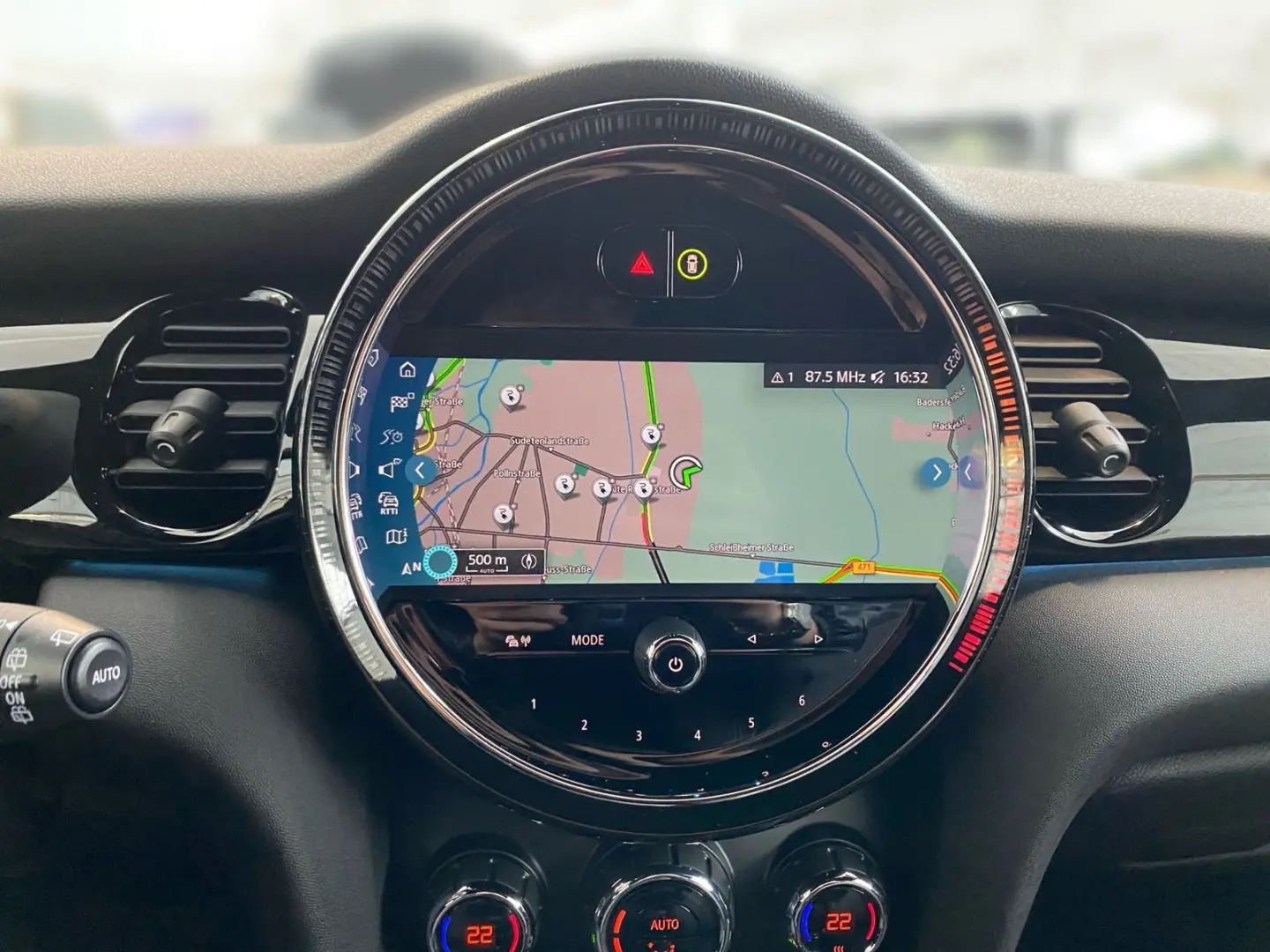 Cooper SE 3-T. Classic Navi DA LED Sportsitze