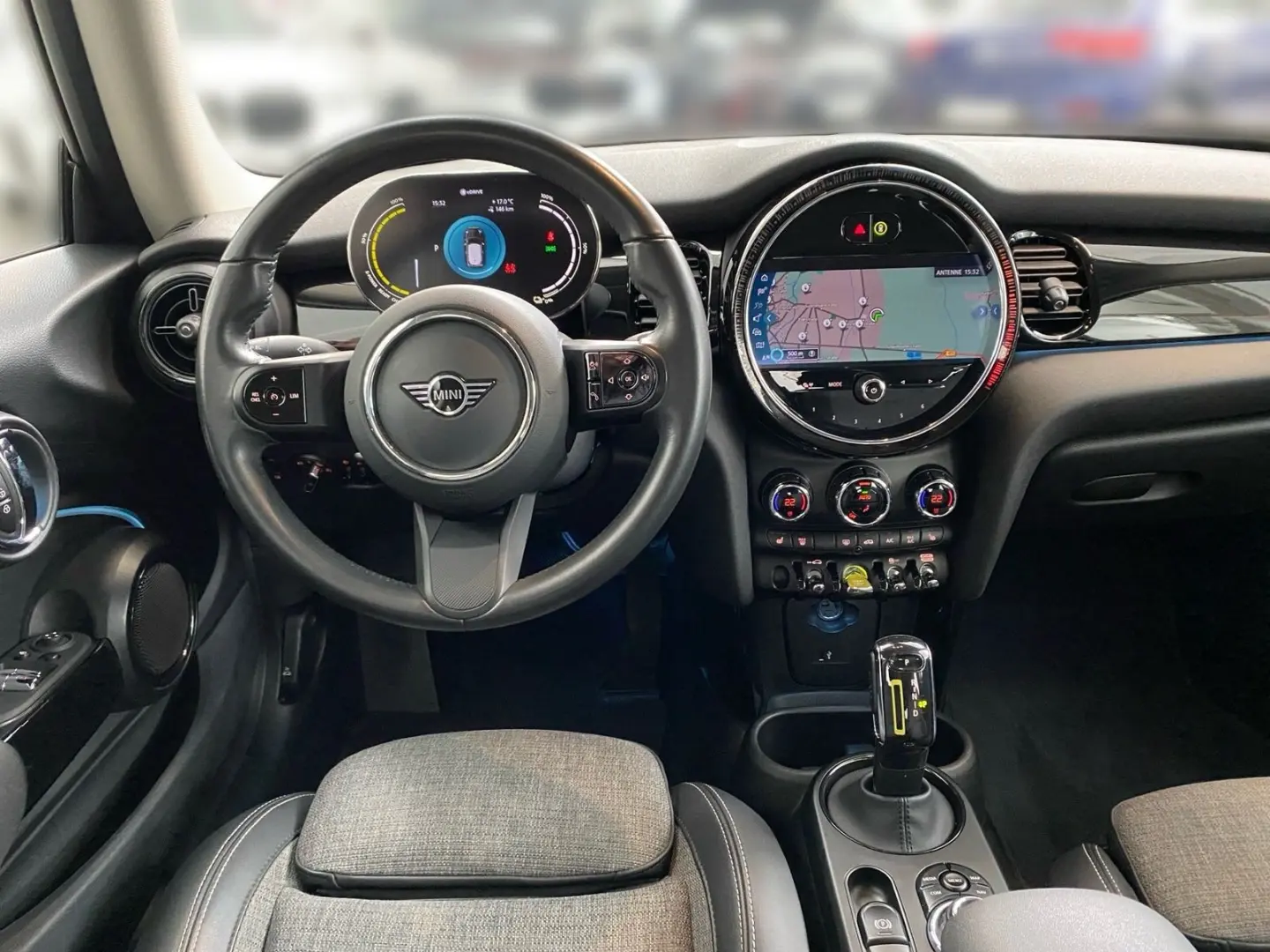 Cooper SE 3-T. Classic Navi LED DA Sportsitze