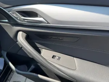 530 d xDrive LASER
