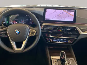 530i xDrive Limousine
