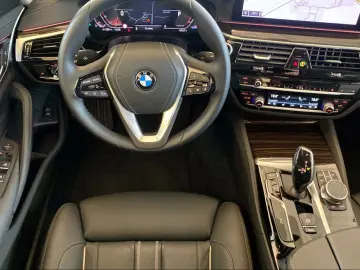 530i xDrive Limousine