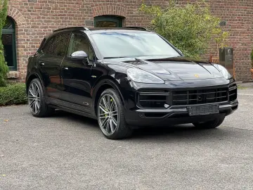 Cayenne Turbo S E-Hybrid 22 TURBO*SPORTDESIGN-AG