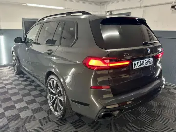 BMW  X7 M50i *B&W*SkyLounge*Massage*FULL*