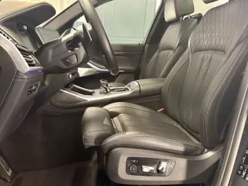 BMW  X7 M50i *B&W*SkyLounge*Massage*FULL*