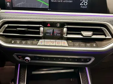 BMW  X7 M50i *B&W*SkyLounge*Massage*FULL*