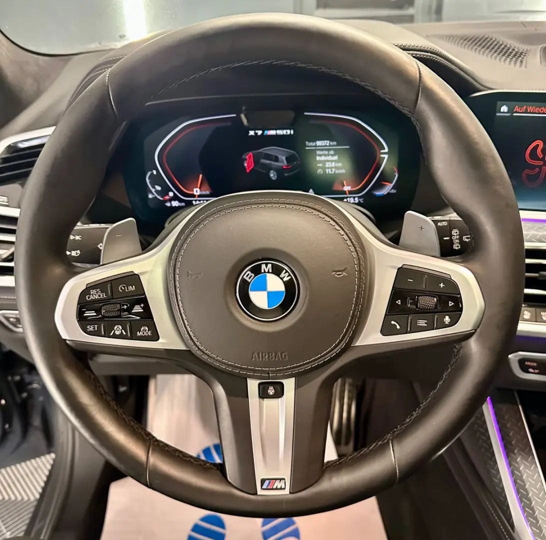 BMW  X7 M50i *B&W*SkyLounge*Massage*FULL*