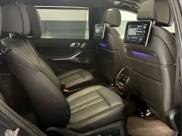 BMW  X7 M50i *B&W*SkyLounge*Massage*FULL*