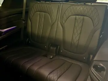 BMW  X7 M50i *B&W*SkyLounge*Massage*FULL*