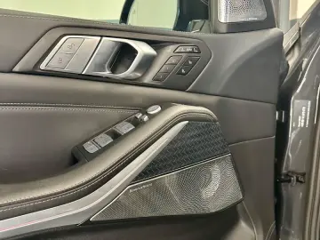BMW  X7 M50i *B&W*SkyLounge*Massage*FULL*