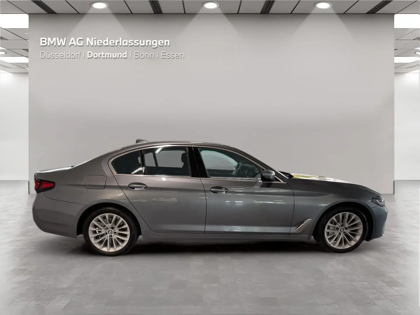 530d xDrive Limousine