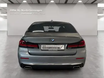 530d xDrive Limousine