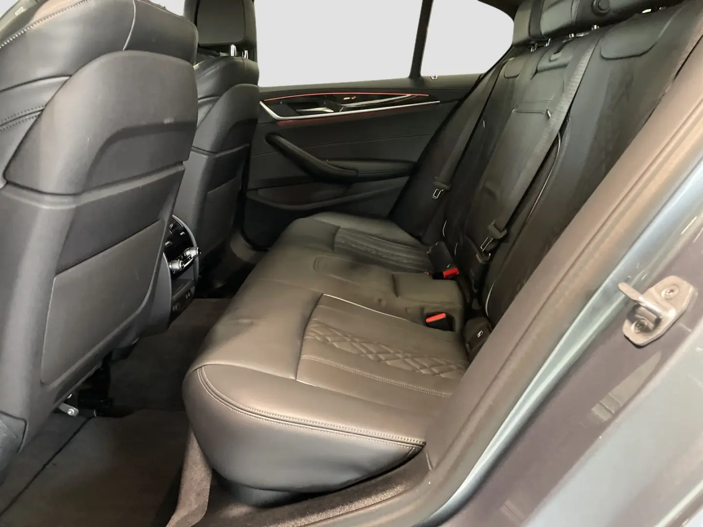 530d xDrive Limousine