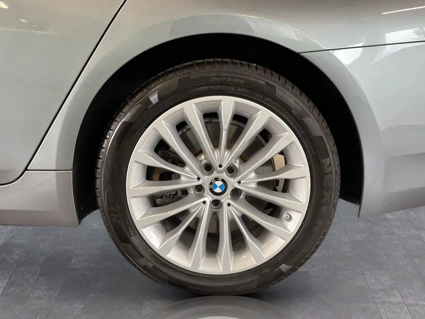 530d xDrive Limousine