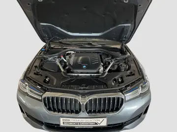 530d xDrive Limousine