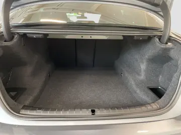530d xDrive Limousine