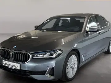 530d xDrive Limousine