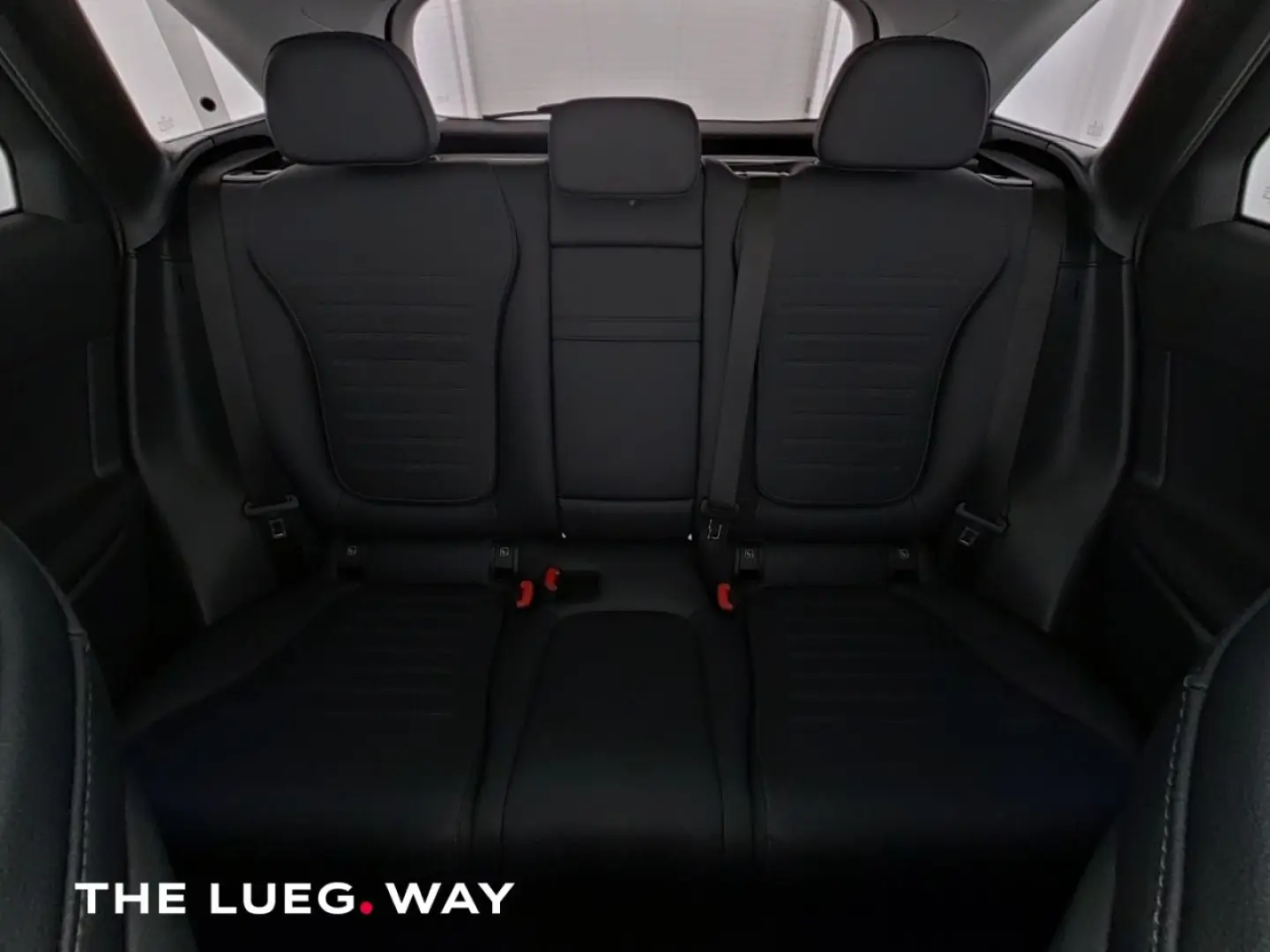 GLC 300 de 4M AMG+20''+AIRMATIC+PANO+AHK+HA-LENK