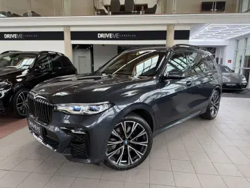 BMW X7 M50i Sky Lounge Laser Executive Drive Pro 7
