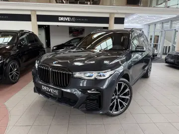 BMW X7 M50i Sky Lounge Laser Executive Drive Pro 7
