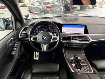BMW X7 M50i Sky Lounge Laser Executive Drive Pro 7