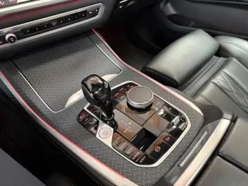 BMW X7 M50i Sky Lounge Laser Executive Drive Pro 7