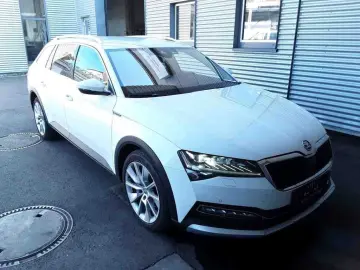 Superb Scout 2.0 TDI 4x4 Memory Amundsen Matrix