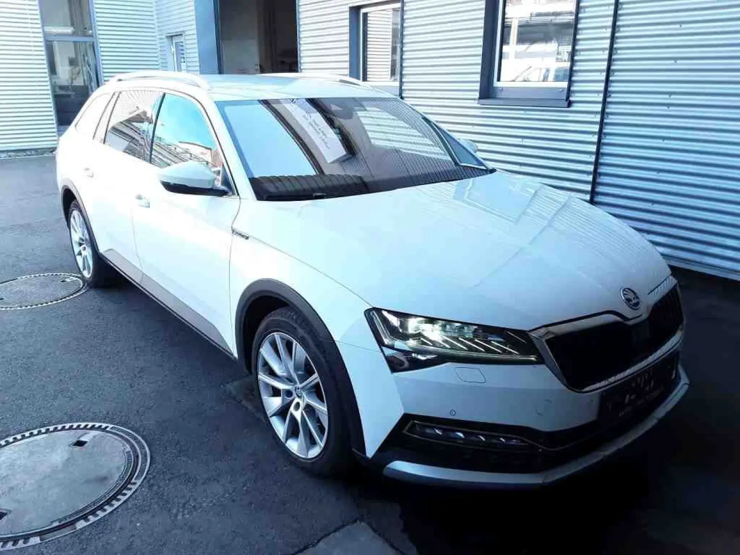 Superb Scout 2.0 TDI 4x4 Memory Amundsen Matrix