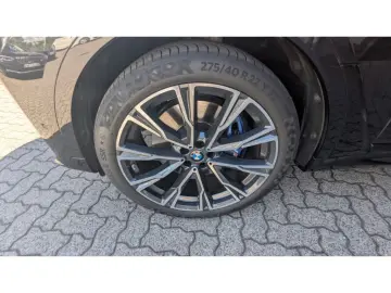 BMW X7 M50 i M-Sport HUD