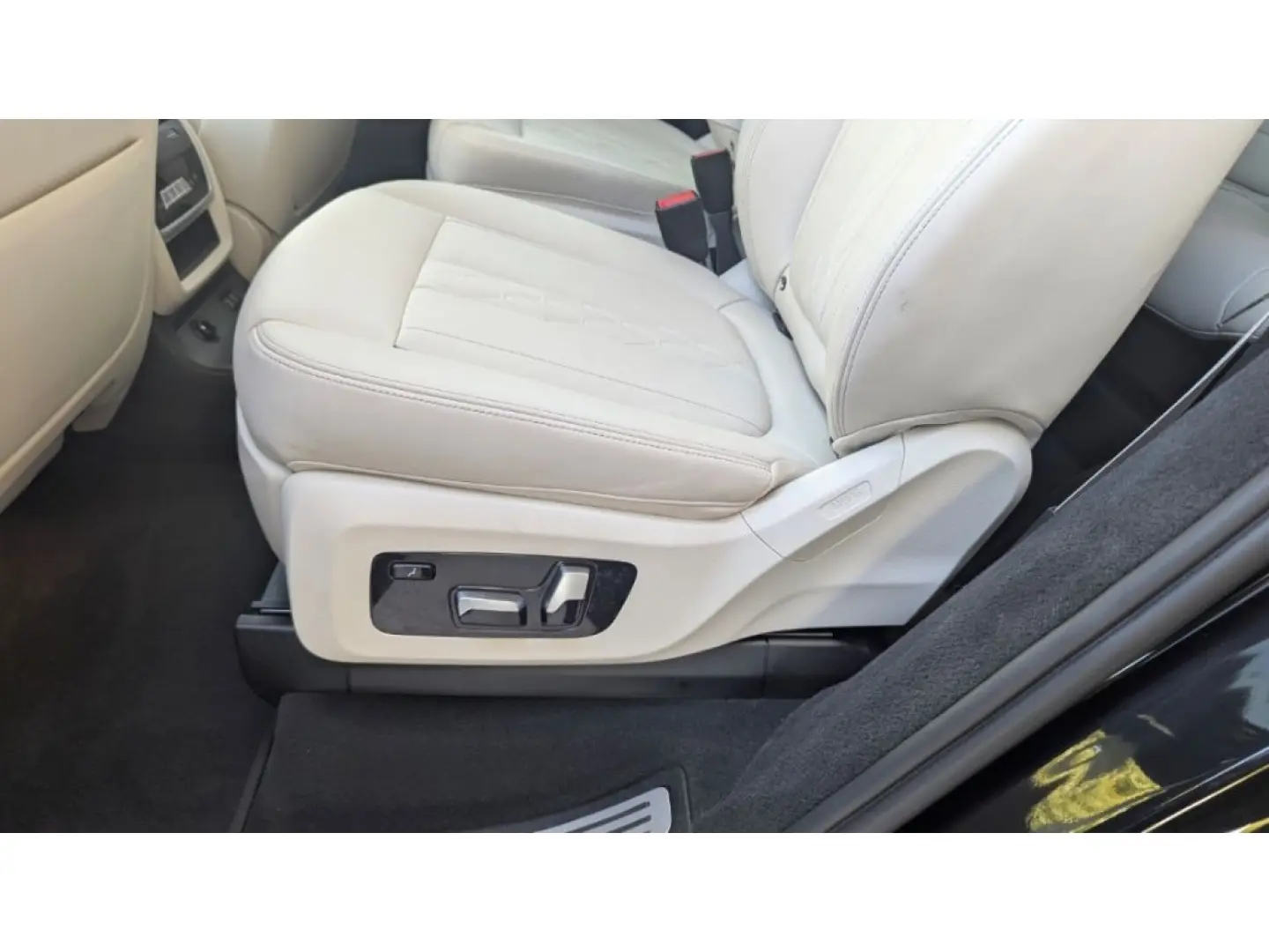 BMW X7 M50 i M-Sport HUD