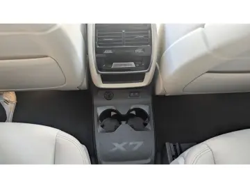 BMW X7 M50 i M-Sport HUD