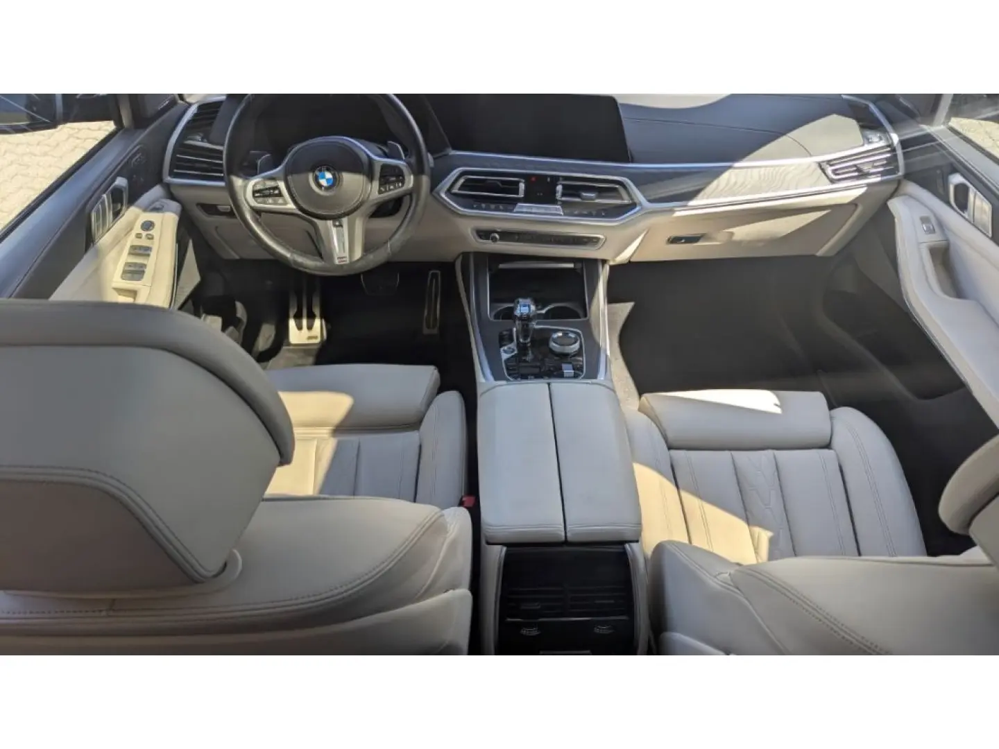 BMW X7 M50 i M-Sport HUD