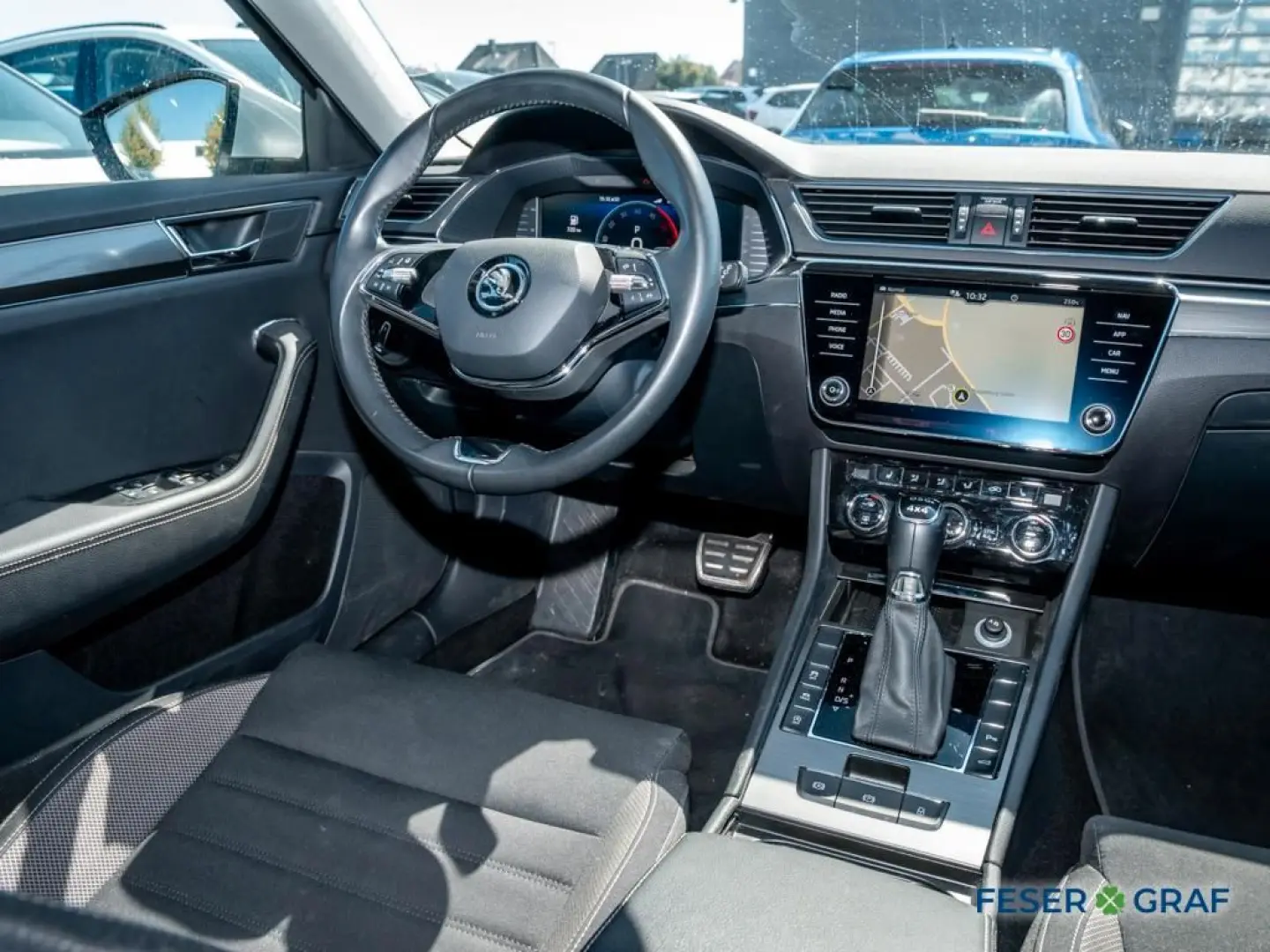 Superb Combi Scout 2.0TDI 4x4 DSG AHK/NAVI/LED