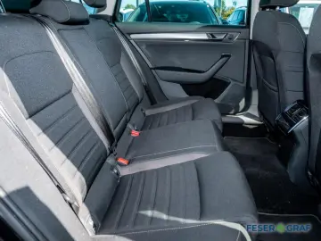 Superb Combi Scout 2.0TDI 4x4 DSG AHK/NAVI/LED