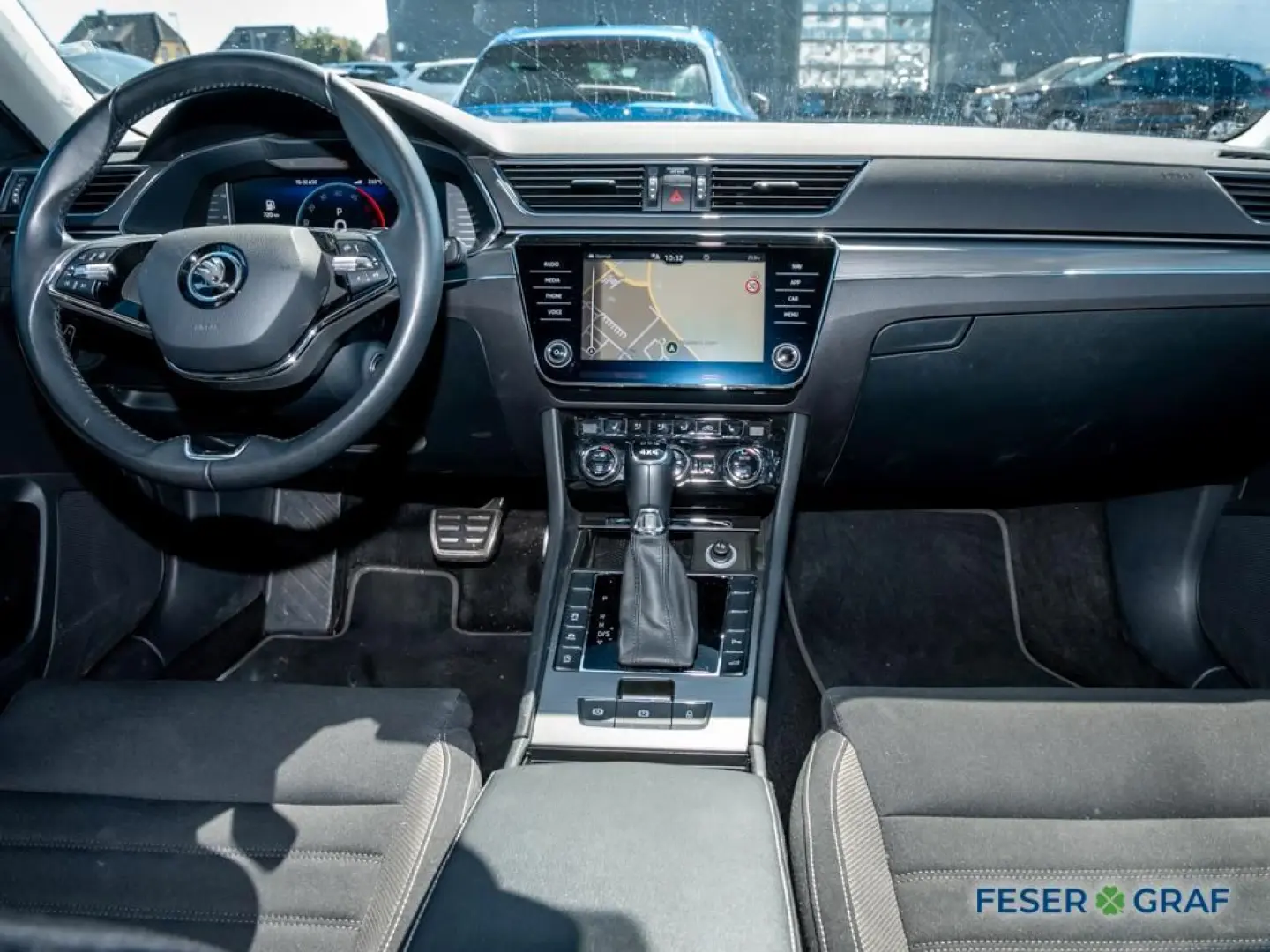 Superb Combi Scout 2.0TDI 4x4 DSG AHK/NAVI/LED