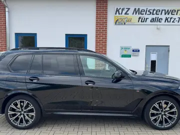 BMW X7 M50i*B & W*6 Locuri*Top*