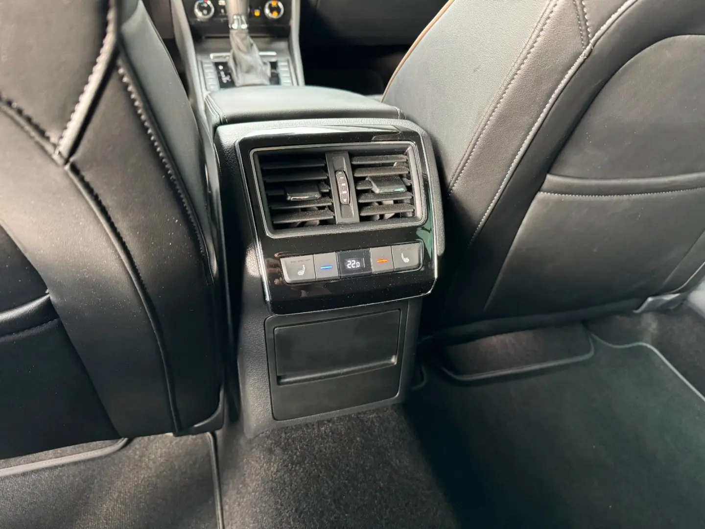 Superb 2.0 TDI SCR 147kW DSG 4x4 SCOUT COMBI